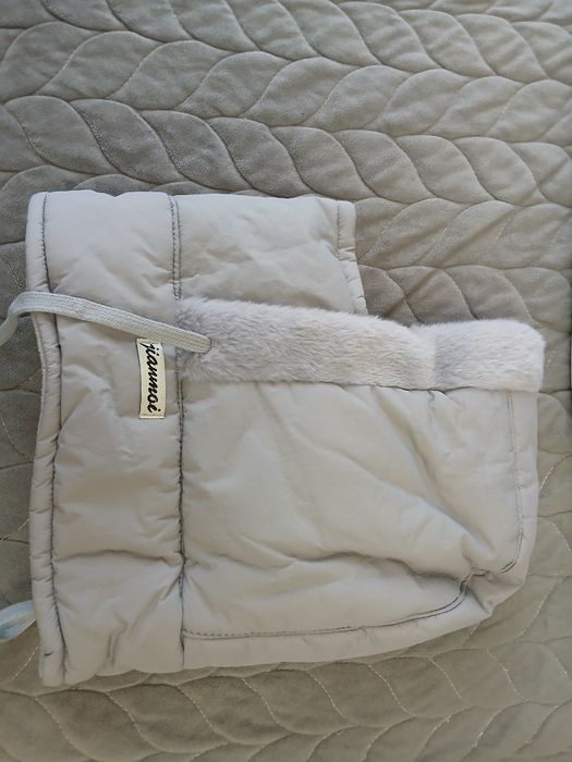 Женская зимняя шапочка