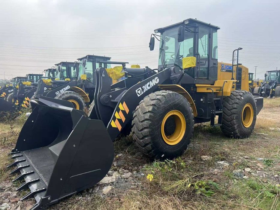 Продаем фронтальный погрузчик XCMG ZL50GN В НАЛИЧИИ  3,2 КУБА ДЖ