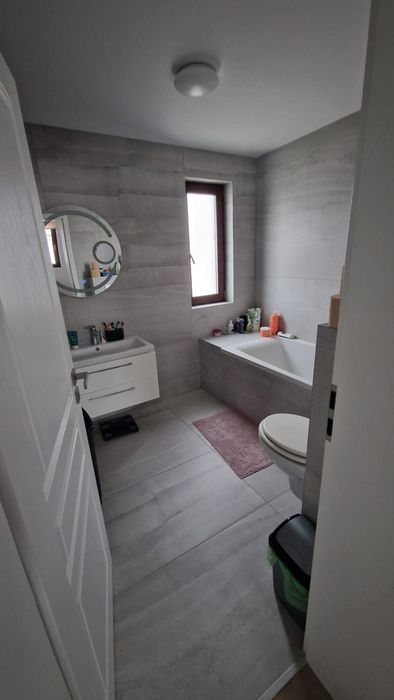 Proprietar Inchiriez jumatate de duplex cu etaj mosnita noua-urseni