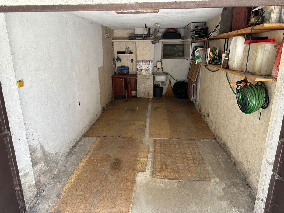 Дава се под наем Гараж / Паркомясто в София, Редута - 18 кв.м за 127.5 € - Снимка #1