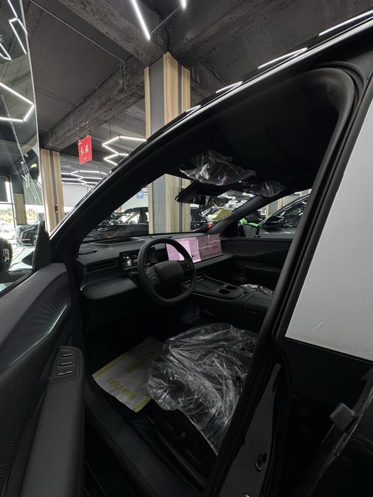 Nissan NX8 300 MAX