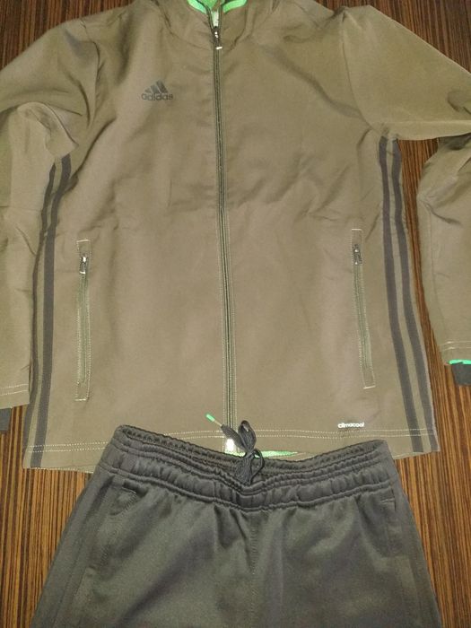 Trening copii adidas mărimea 11 -12ani climacool