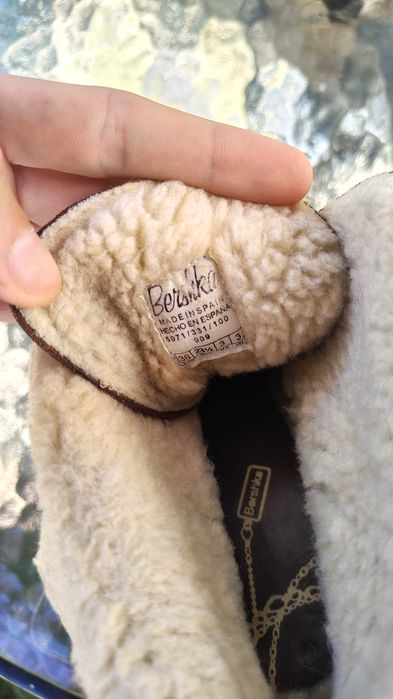 Botine Bershka, piele intoarsa, maro deschis, imblanite, marime 36