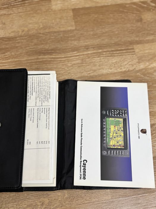 PORSCHE CAYENNE  кітабі книга