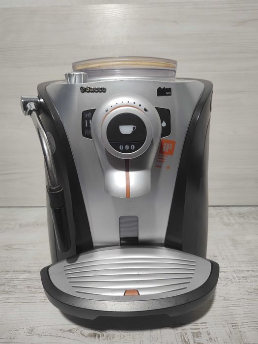 Кафеавтомат - робот Saeco Odea Giro