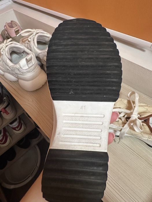 Adidasi stil converse