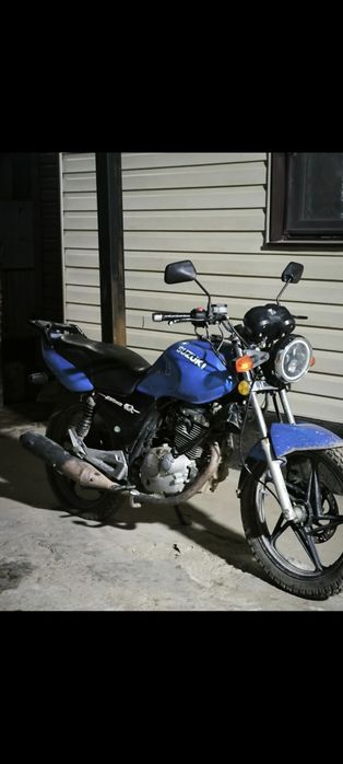 Продам японский мотоцикл Сузуки