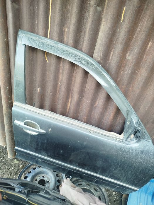 Двери на мерс 210