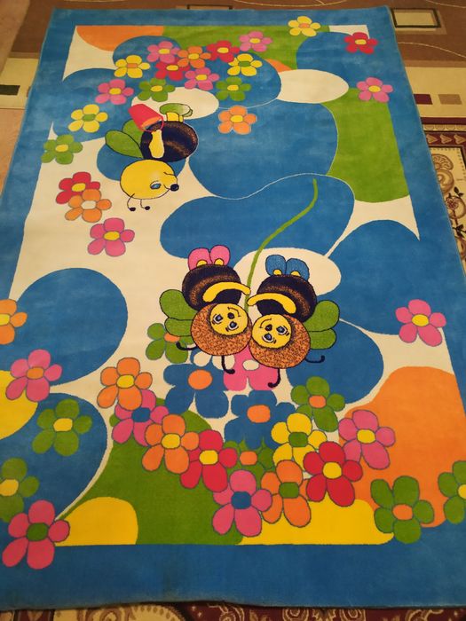 Продам ковры в отличном состоянии. Самовывоз.