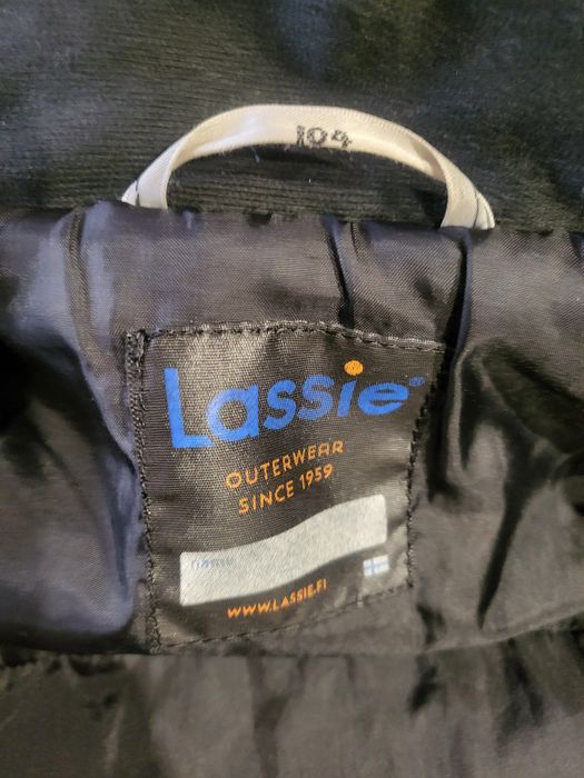 Продам куртку на весну