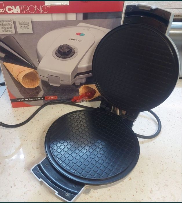 Продаю новые вафельницы