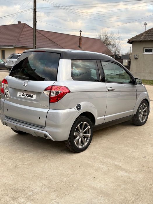 Aixam crosover microcar ligier chatenet jdm xev