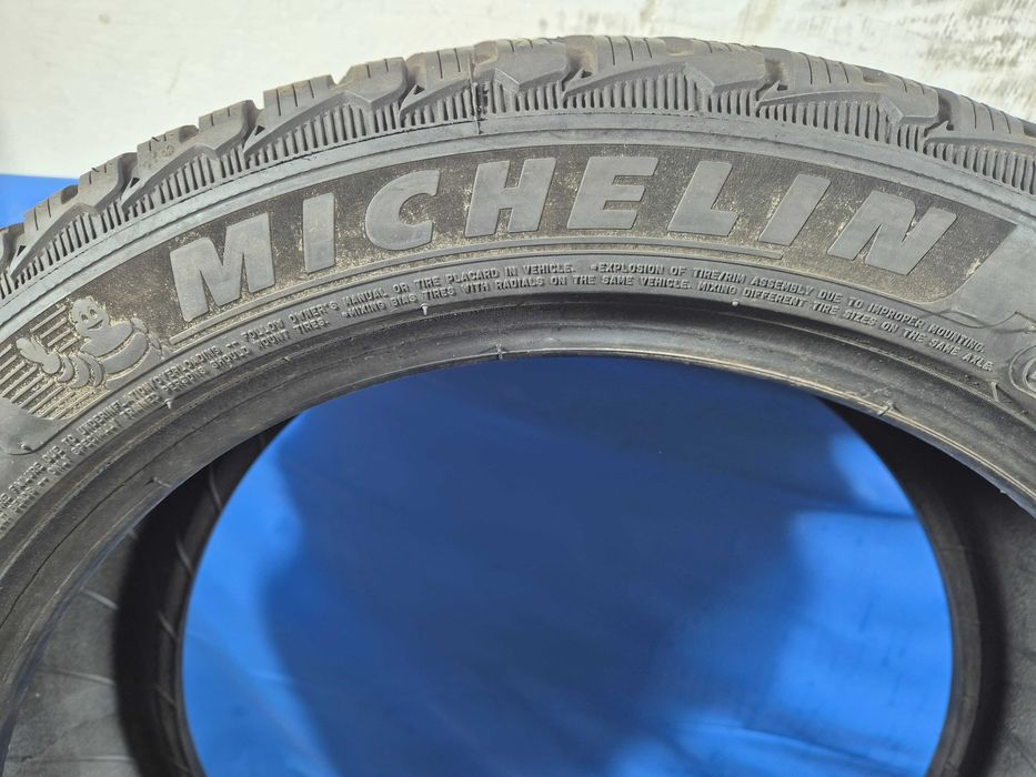 225/45/18 95v Michelin