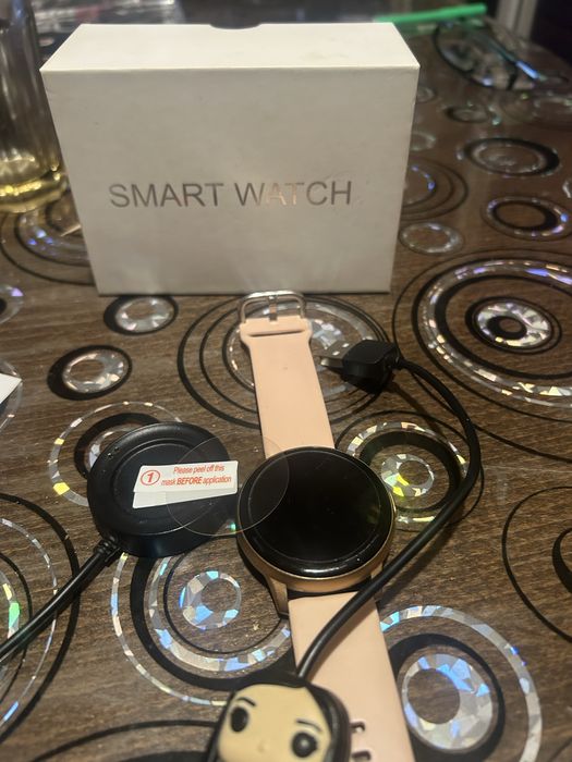 SMART WATCH -Смарт часовник