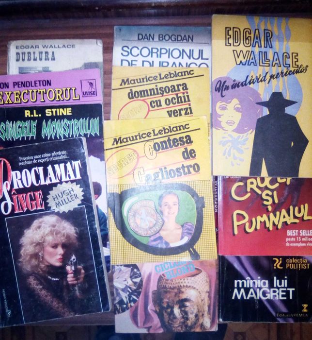 Lichidare biblioteca personala! Comandati ce doriti! Carti vechi in stare foarte buna.