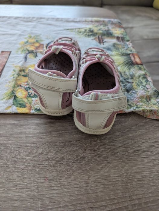 Skechers/Geox/Primigi маратонки и сандали  28 номер
