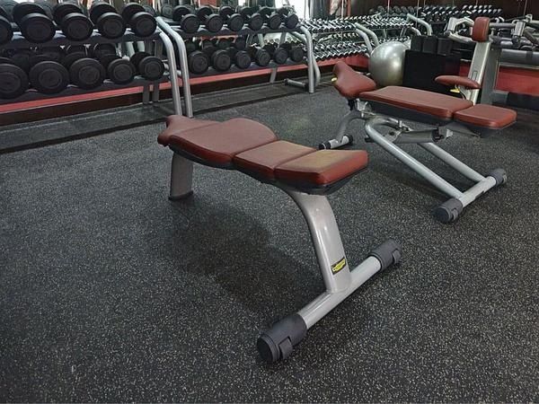 Резиновое покрытие. РУЛОН регупол. Резиновые плитки. От производителя