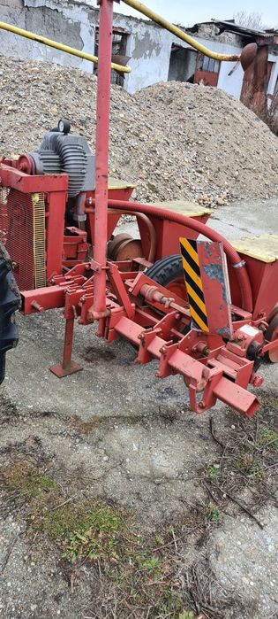 Semanatoare porumb Becker 4 secții