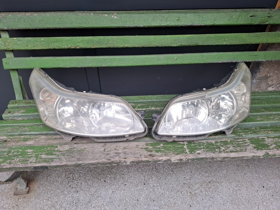 Фар/Фарове за Ситроен Ц4/ Citroen C4