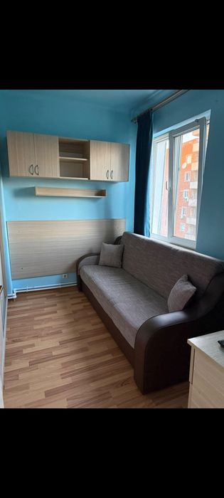 Inchiriez apartament