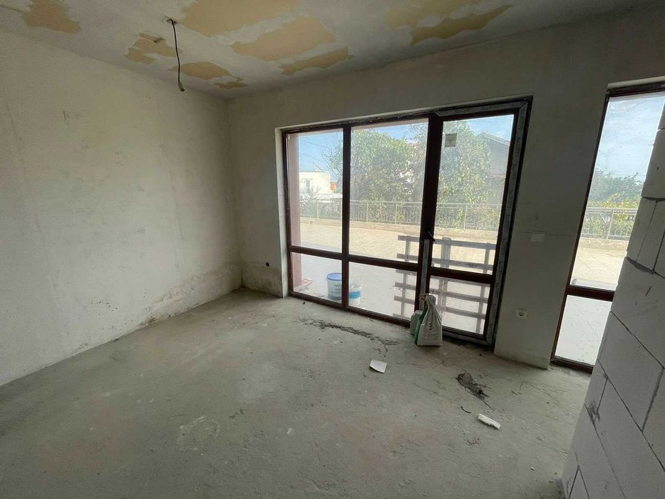 Продава се Двустаен апартамент в Варна, м-т Траката - 86 кв.м за 907 €/кв.м - Снимка #6