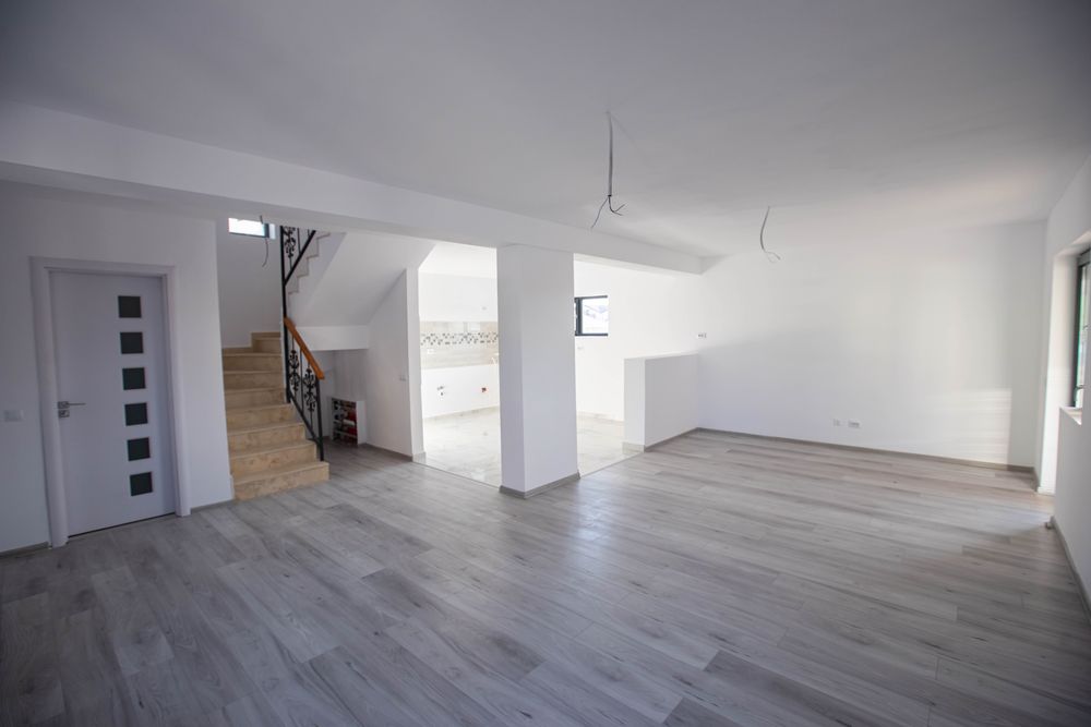 Vila Single La Cheie Com. Pantelimon