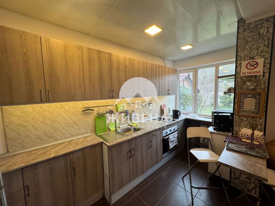 Продава къща в с.Батово, обл. Добрич