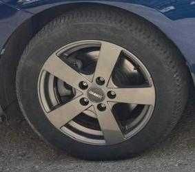 Vând Set jante aliaj Dezent R16 + cauciucuri iarnă 5x114.3 – Toyota / Honda / Nissan