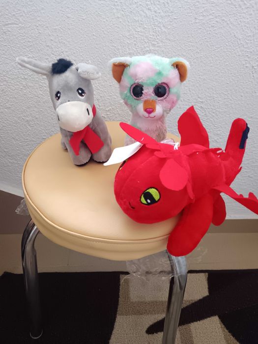 Плюшени играчки  за момче и момиче само с Еконт изпращам!!!