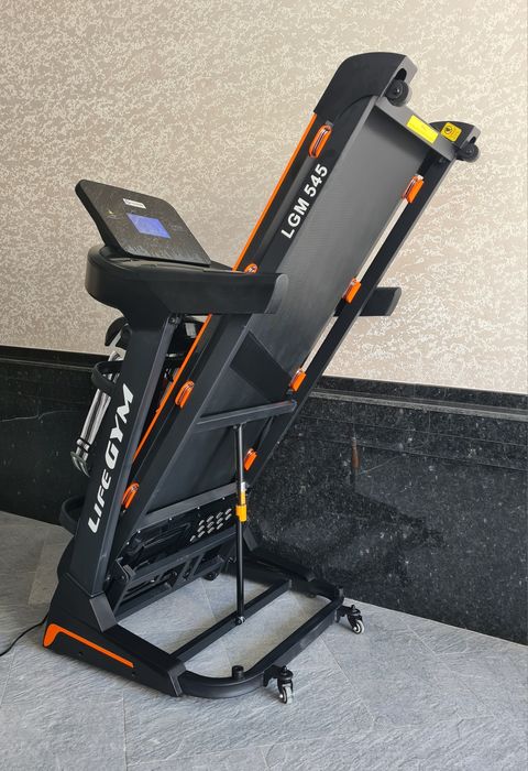 Беговая дорожка "LIFE-GYM LGM 545"