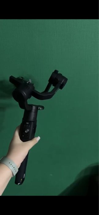 Продам стабилизатор dji ronin s