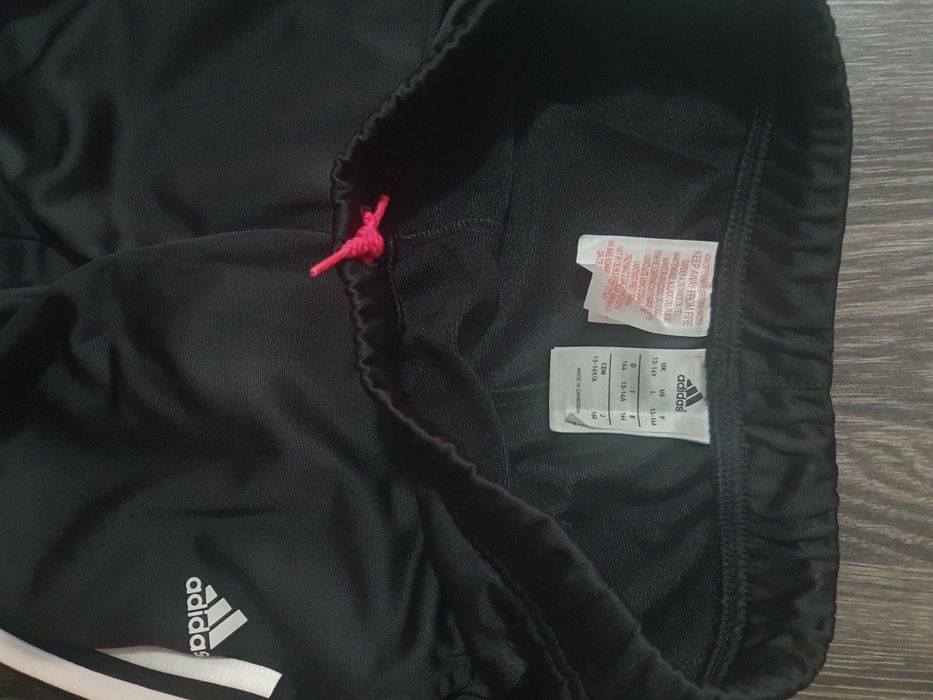 Trening Adidas nou