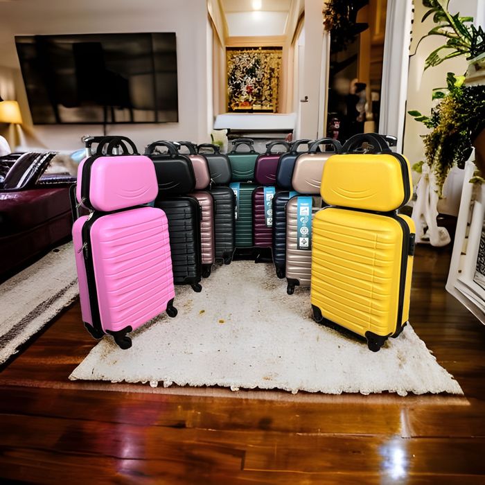 Куфар за ръчен багаж 55x37x22 см | Лек и здрав ABS с , 4 колела 360°