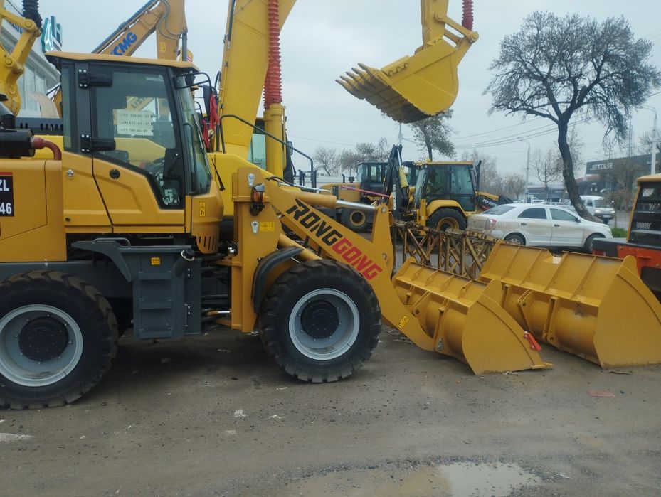 Фронтальный погрузчик ZL946