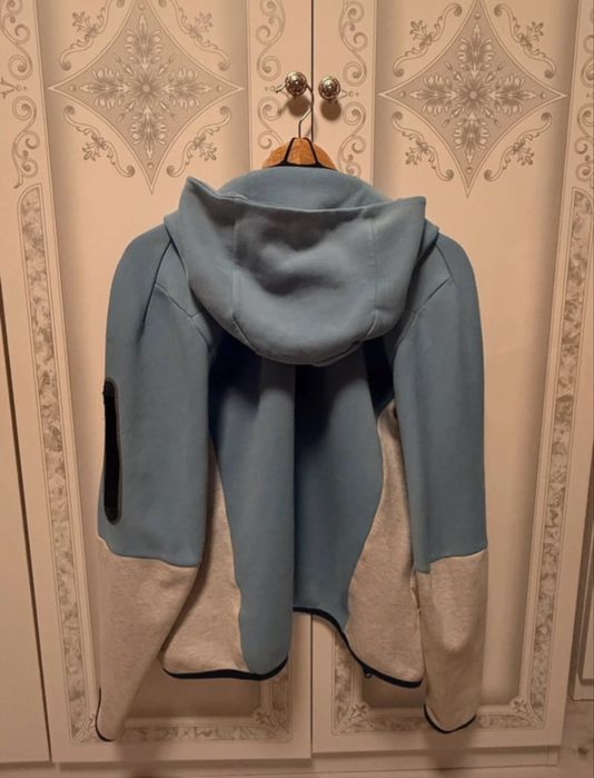 Nike Tech Fleece hanorac bicolor albastru deschis/alb mărimea S