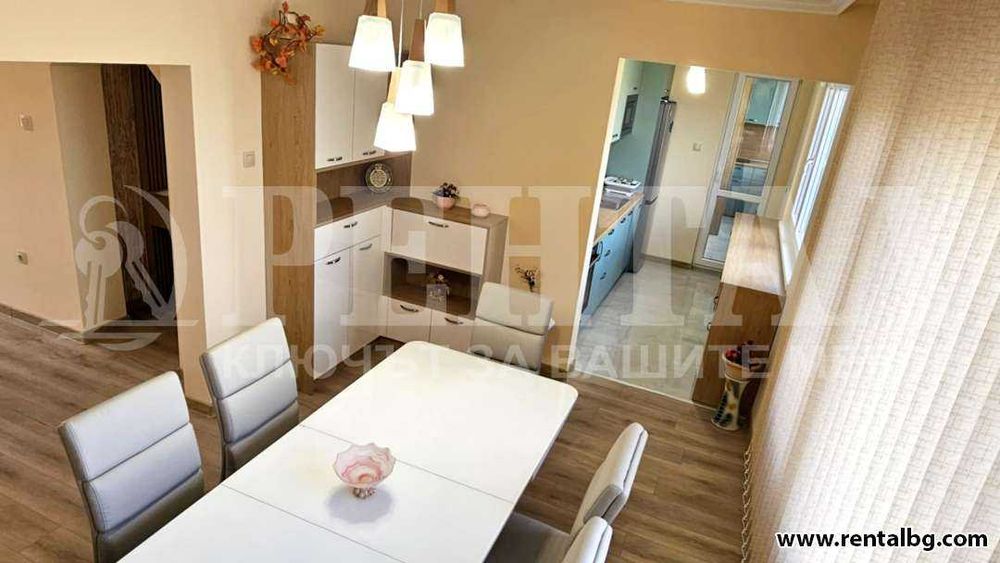 Продава се Тристаен апартамент в Пловдив, Гагарин - 125 кв.м за 1840 €/кв.м - Снимка #7