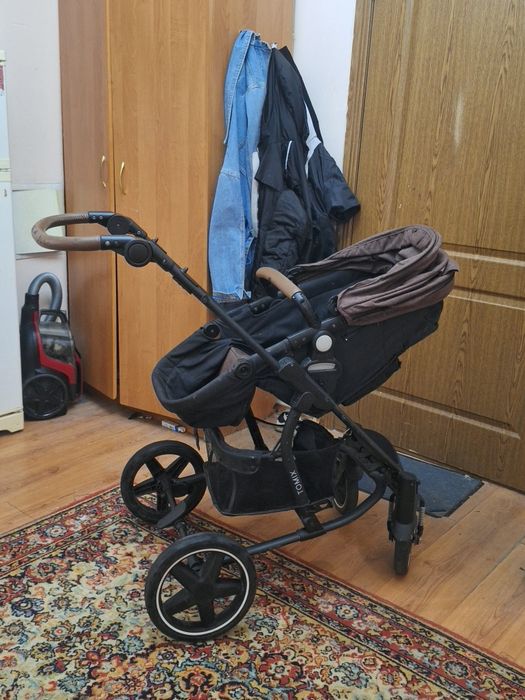 Продам коляску за 10.000