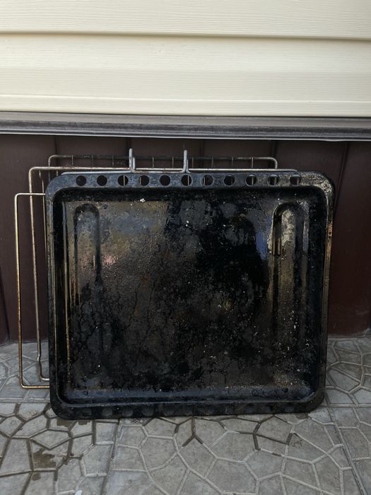 Продам решетки духовочные и противень