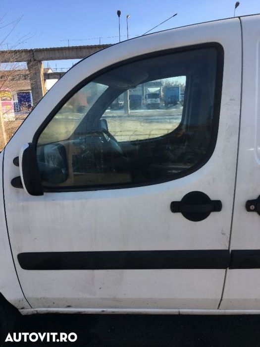 Usa / Portiera Stanga Fata  Fiat Doblo 2005 - 2010