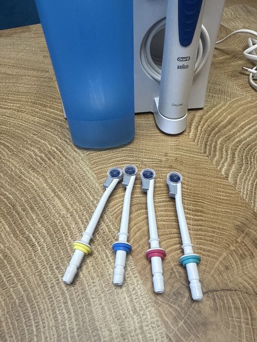 Зъбен деш на Oral-B