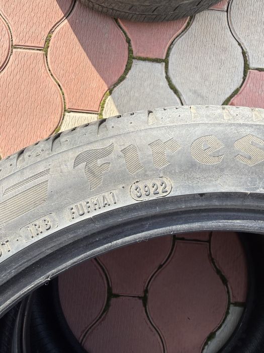 Продам летние шины R18