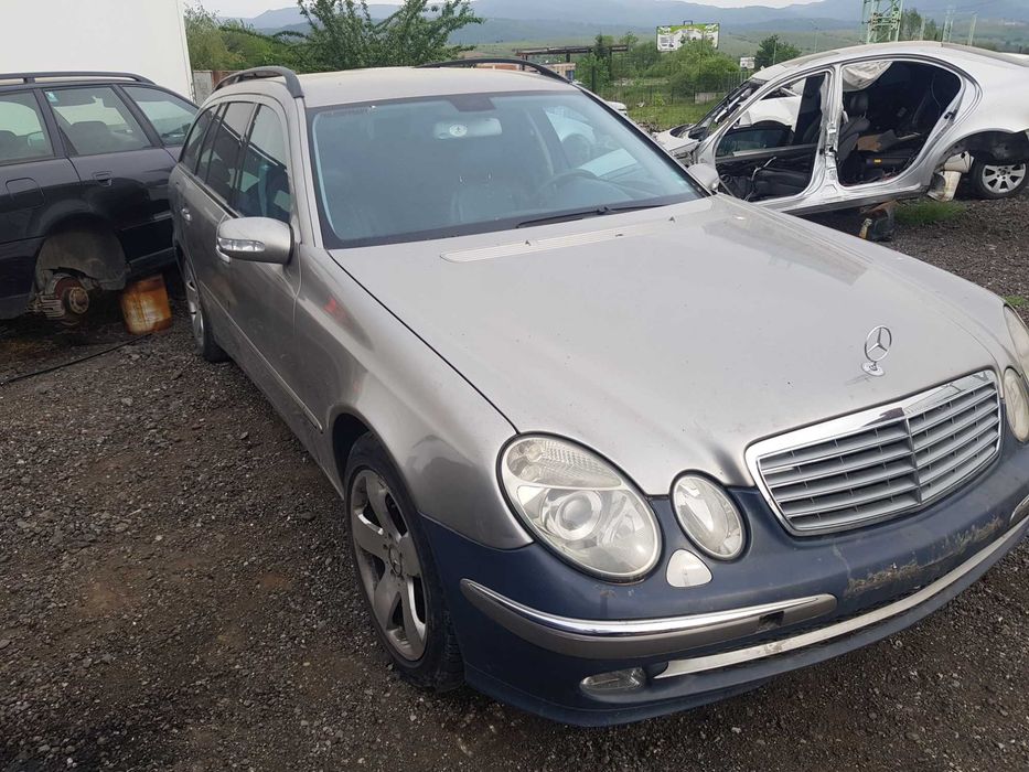 Мерцедес е 270 на части