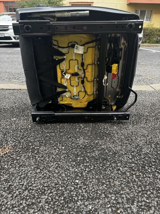 Scaun dreapta renault clio 5 .