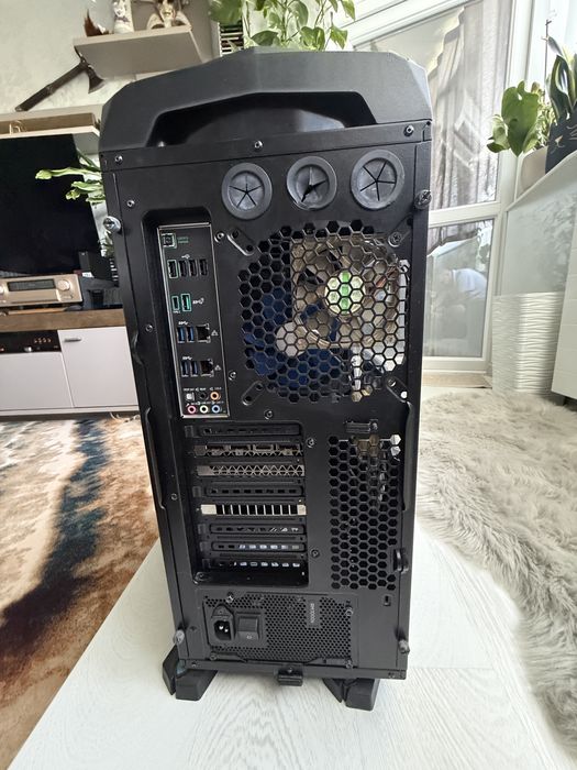PC Gaming & Workstation High-End + Monitor Gaming Samsung Odyssey G6 240Hz