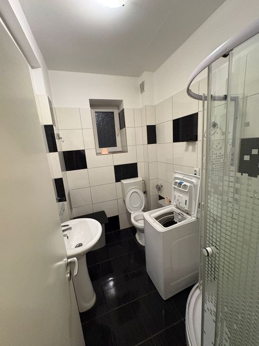 Vând apartament o cameră 41 mp