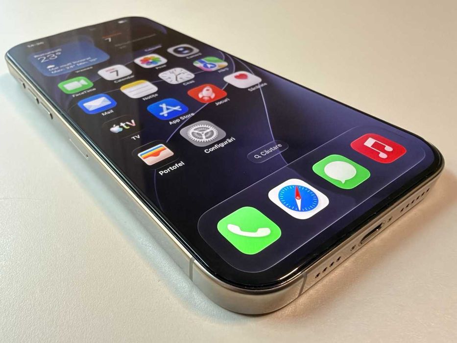  Apple / iPhone 16 Pro Max / 1 Tb / Natural / 90% Acumulator