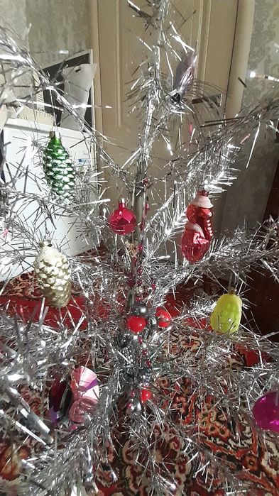 Ёлка с игрушками, СССР, 1970 годов