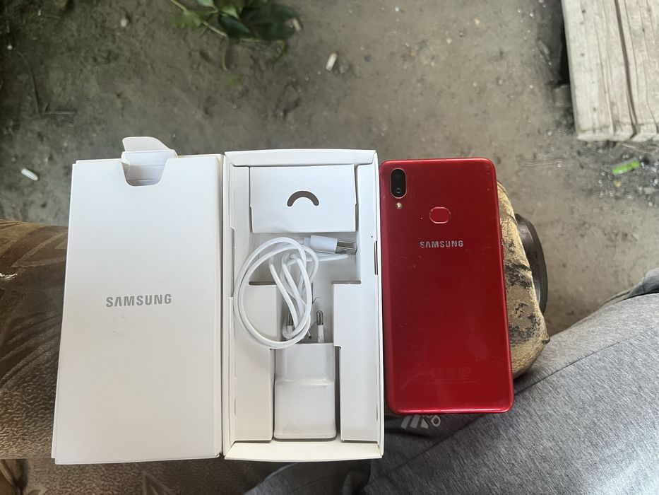 Продам Samsung А10S
