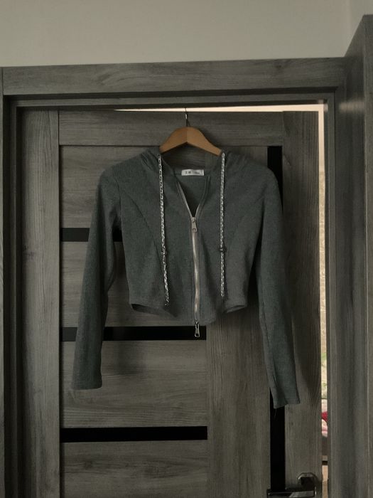 Продам одежду в идеальном состоянии