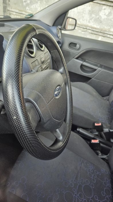 FORD Fiesta 2006 — imagine 2